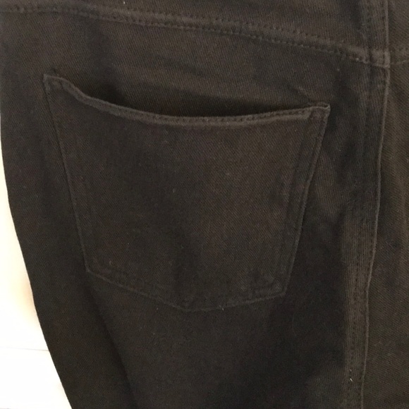 Hue - Picture 3 of 6